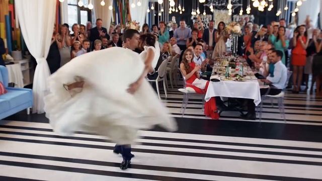 Красивый свадебный танец с поддержками. Волгоград смотреть онлайн