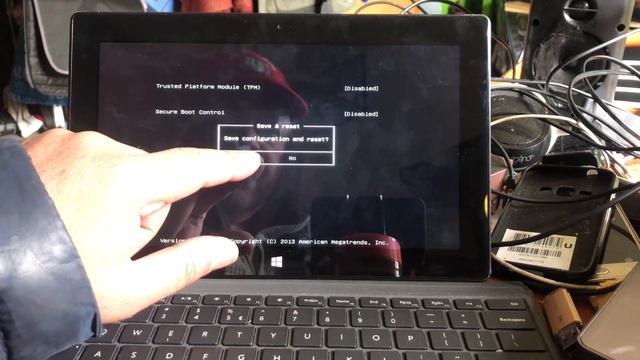 Upgrade Microsoft Surface pro 2 Windows 11 /12 linux or Android смотреть онлайн