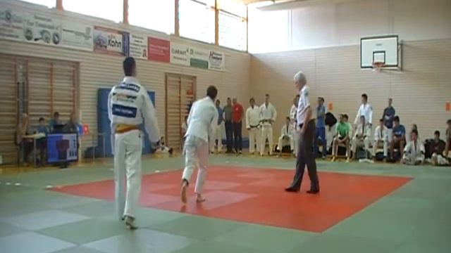 Judo 2014 Bezirksliga 5. Kampftag -66 J. Palme (SG Moosburg) vs. Thomas Zimmermann (Blue Hornets) смотреть онлайн