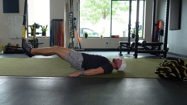TRX Hamstring Curl смотреть онлайн