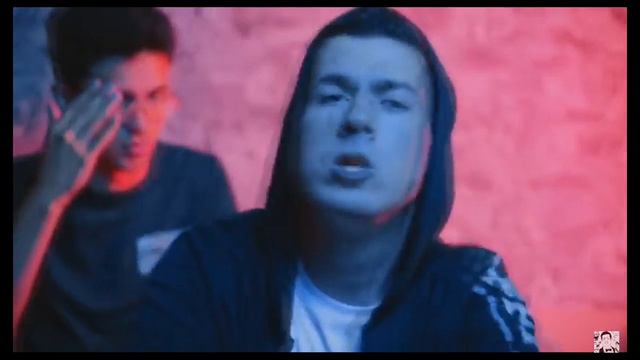 У Влада наоборот смотреть онлайн