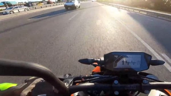 KTM 790 Duke  -  Austin racing (Decat)