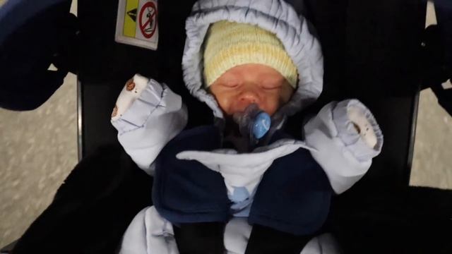 ГОТОВИМСЯ К ПРАЗДНИКУ В ДЕТСКОМ САДУ | У РЕБЕНКА ПРОРЕЗАЮТСЯ ЗУБЫ | ОТВЕЧАЮ НА ВАШИ КОММЕНТАРИИ смотреть онлайн