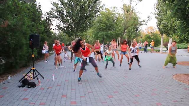 Zumba @Work Бердянск смотреть онлайн