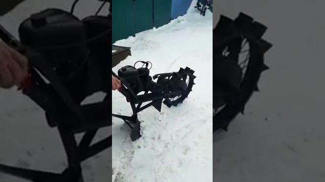 Окучник из бензопилы. смотреть онлайн