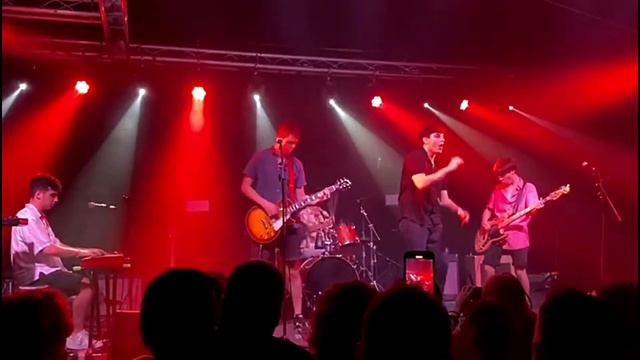 I Bet You Look Good On The Dance Floor Band Cover (Arctic Monkeys) - The Assunto Prophets смотреть онлайн
