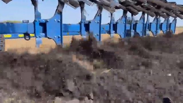 Ростсельмаш 2375 испытание нового плуга смотреть онлайн