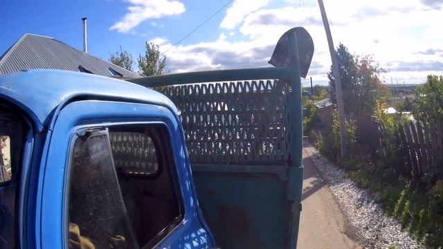 Газ 53 самосвал в работе, перевозка 6-ти метрового бруса смотреть онлайн