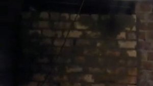 (18)Кирпичная каминопечь с воздуховодами.