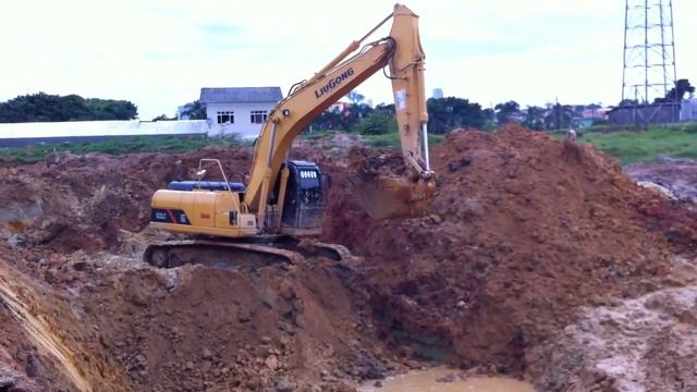 LiuGong CLG 922D.mp4