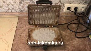 Советская вафельница. Для тех, кто хочет приготовить хрустящие трубочки как в СССР.