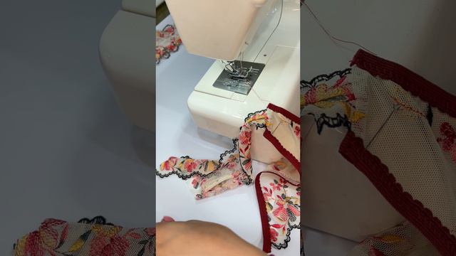 Бесплатный мастер-класс по пошиву трусиков бразилиана на регуляторах. Как сшить трусики? Шьем вместе смотреть онлайн