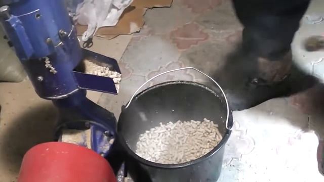 Самый лучший гранулятор в России!!! смотреть онлайн