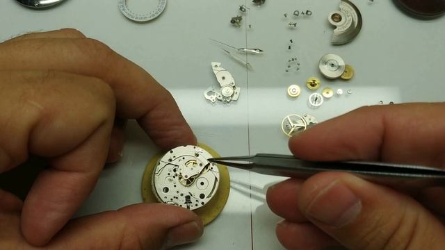 Watchmaking Hamilton H38615555 REPAIR Ремонт часов Хамильтон смотреть онлайн