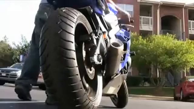 Exhaust sound on Yamaha R6 (звук до и после тюнинга) смотреть онлайн