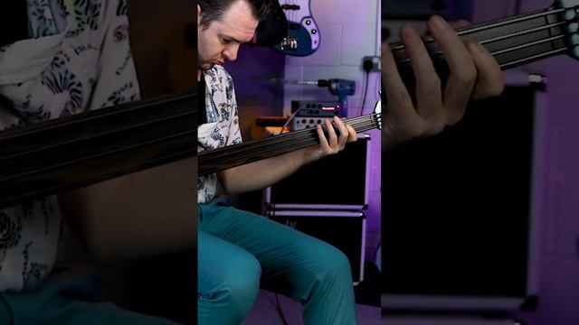 Maybe the best fretless bass I've ever played?! Alpher Opah Short Scale смотреть онлайн