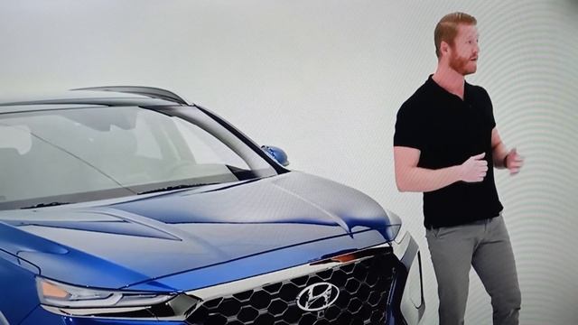 Hyundai Santa Fe 2024 Vs Toyota RAV4 | Best Features