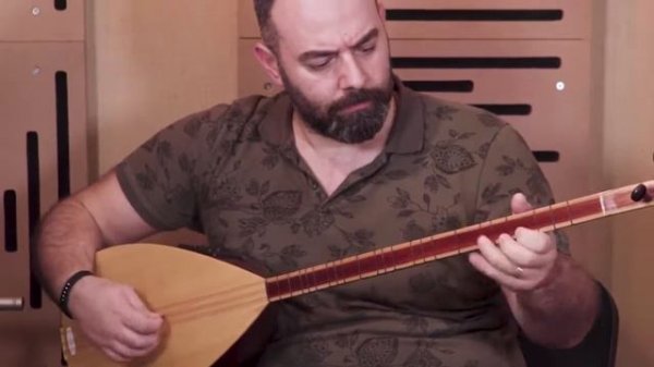 Öykü Gürman - Mor Salkımlı