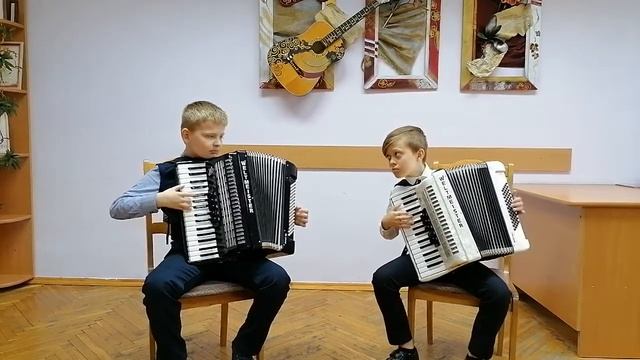 А. Спадавеккиа "Добрый жук" смотреть онлайн