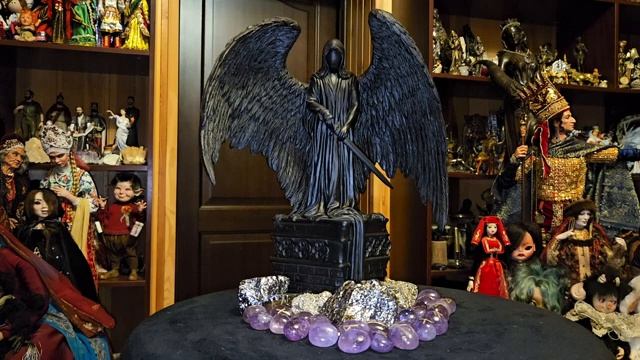 ОБЕРЕГИ ВО ВРЕМЕНА ВОЙНЫ… смотреть онлайн