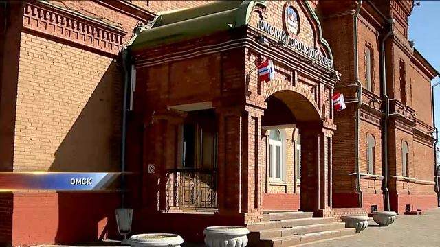 Помощники омских депутатов в рабочее время отдыхали за границей смотреть онлайн