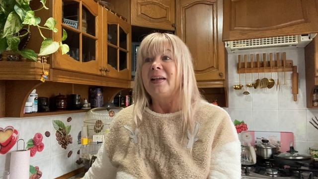 НЕ ЛЮБЛЮ СМОТРЕТЬ НА СЕБЯ В ЗЕРКАЛО! А ВЕДЬ 50+ ЕЩЁ НЕ ВОЗРАСТ / АРИНА БЕЛАЯ смотреть онлайн