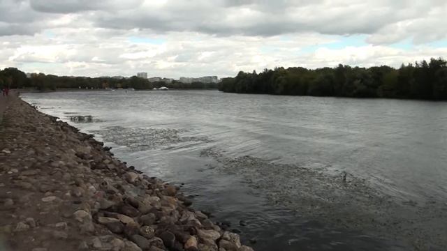 Москва. Коломенское. Прогулка выходного дня. Ярмарка меда. смотреть онлайн