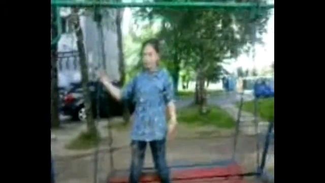 трюки на качелях № 2 смотреть онлайн