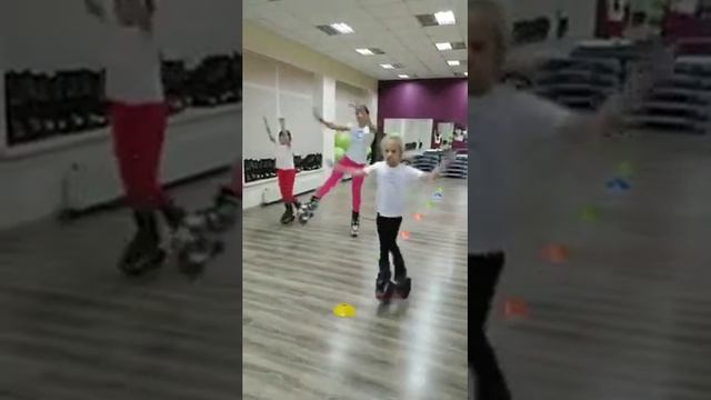Кенгу джампс Кроп смотреть онлайн