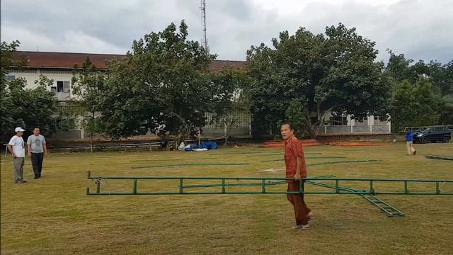 Persiapan Tenda dan Panggung Acara Pemakaman Uskup Sibolga (part 1) смотреть онлайн
