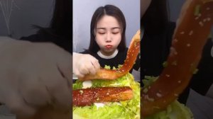 КИТАЙЦЫ ЕДЯТ НА КАМЕРУ /АСМР ЕДА / ЕДЯТ НА КАМЕРУ!!! 🍝🍝🍝