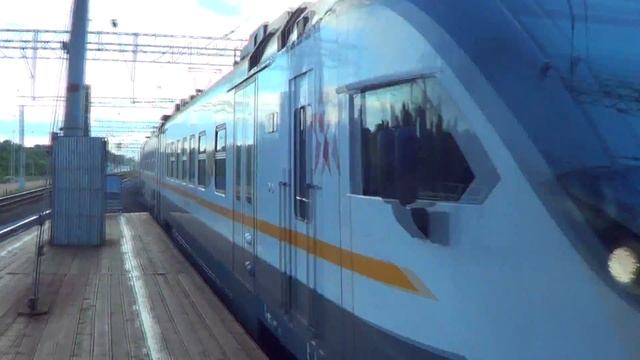 Электропоезд ЭД4М-0501 "ЦППК-Спутник", ст. Кусково, пл. Новогиреево смотреть онлайн