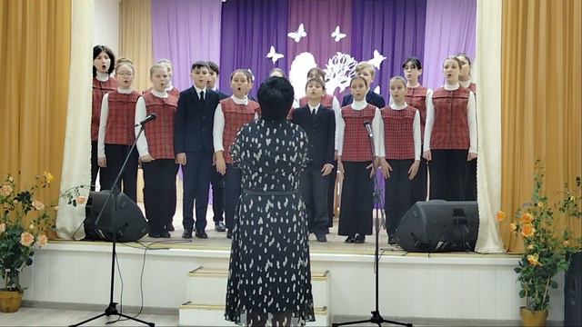 "Ave, Maria". Музыка Ж.Савиной. Исполняет хор "Fresco". ДШИ им.А.М.Кузьмина. смотреть онлайн
