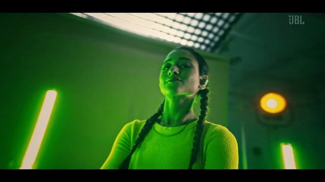 JBL WAVE 100TWS - QHD смотреть онлайн