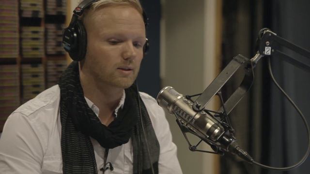 Friðrik Ómar frumflytur lag á Rás 2 смотреть онлайн