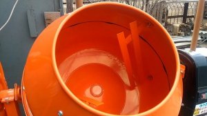 КАК ПРАВИЛЬНО ВЫБРАТЬ БЕТОНОМЕШАЛКУ. ЛУЧШАЯ МОДЕЛЬ 74540R НА 160 л.