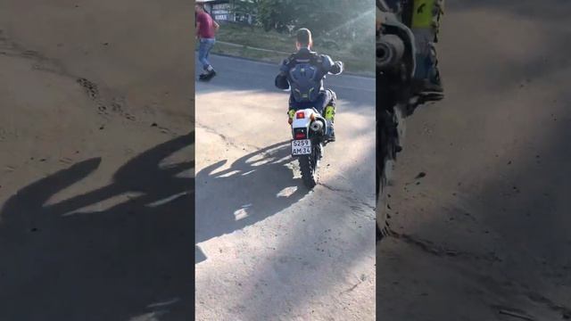 Suzuki Djebel 250 смотреть онлайн