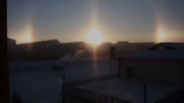 Появление сразу трёх солнц на небе! смотреть онлайн