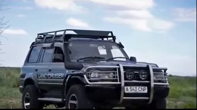 Toyota Land Cruiser 80 – настоящий крепкий и надежный внедорожник! смотреть онлайн