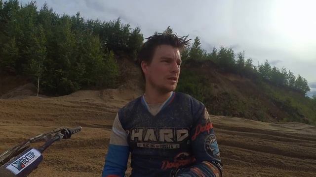 Первый тест перчаток "Вектор" на мототрассе. смотреть онлайн