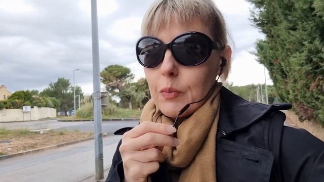 Французская Племянница Заставила Снимать Обувь. Что Назначил Врач смотреть онлайн