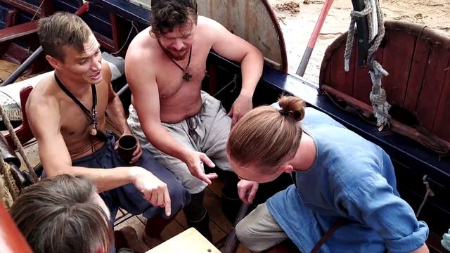 Браты развлекаются 21 + смотреть онлайн