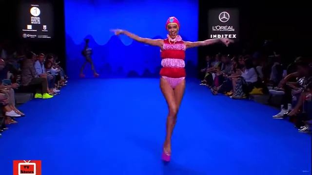 Смешные падения моделей #1 2019 смотреть онлайн