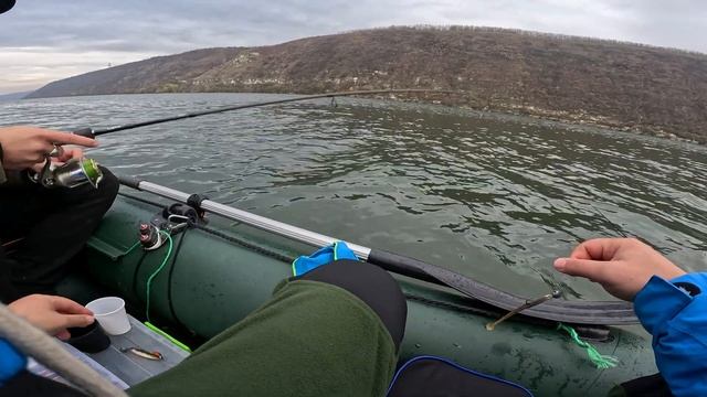 Осенняя короткая рыбалка но с результатом ! смотреть онлайн