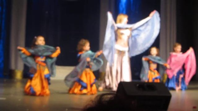 Томск 07.05.2012 танец принцессы нашей.MOV смотреть онлайн