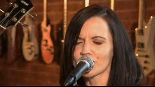 Dolores O'Riordan - Linger (Live At True Music On HDNet)