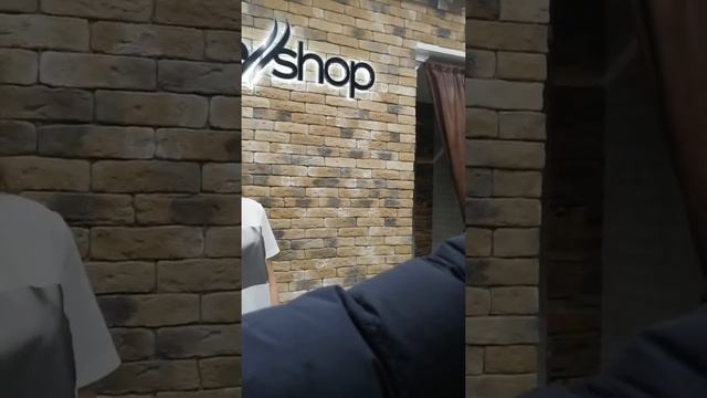 г. Екатеринбург ТРЦ "Дирижабль" бутик подделок смотреть онлайн