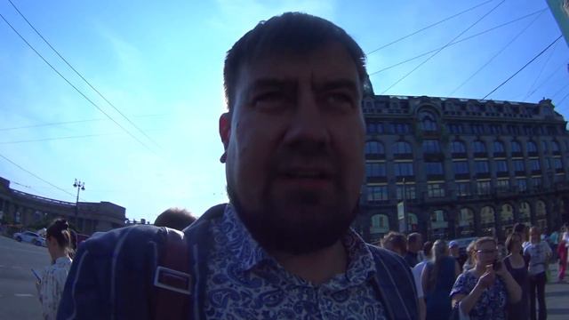 Веселый Россиянин настроенный на добрые дела!) смотреть онлайн