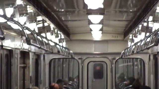Метропоезд Санкт-Петербурга 9-2: метровагон Ема-502, б. 7133 - 1 линия (10.01.19) смотреть онлайн