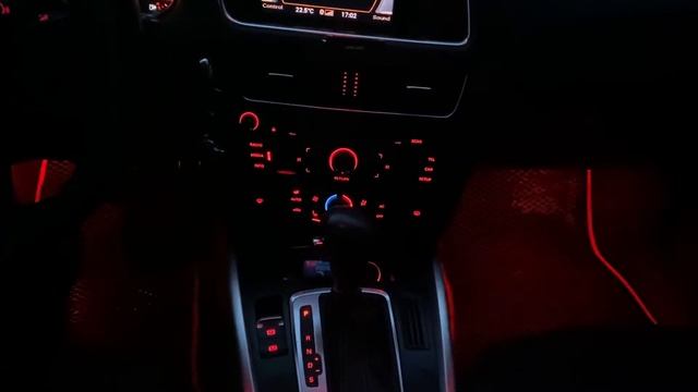 Двухрежимная подсветка ног audi q5 смотреть онлайн